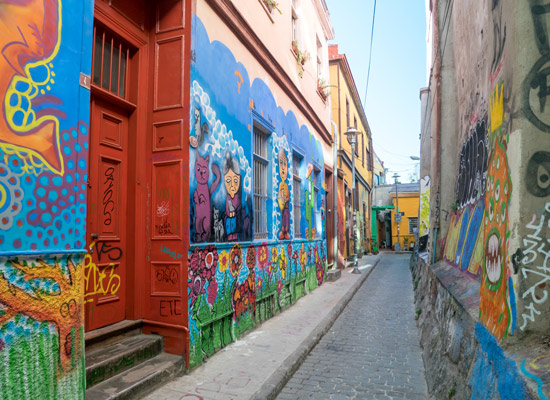 Valparaiso Chili street art 
