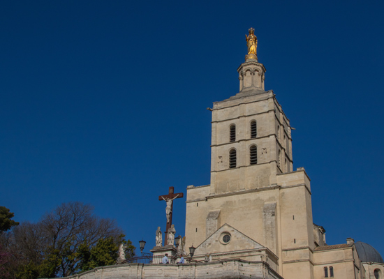 La cathédrale Notre-Dame-des-Doms visiter Avignon