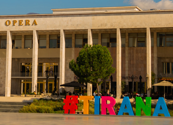 Tirana Albanie opéra