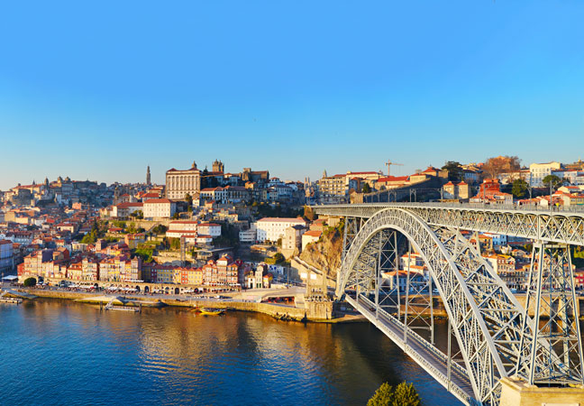 Croisière de Porto à Bordeaux, au cœur des vignobles 